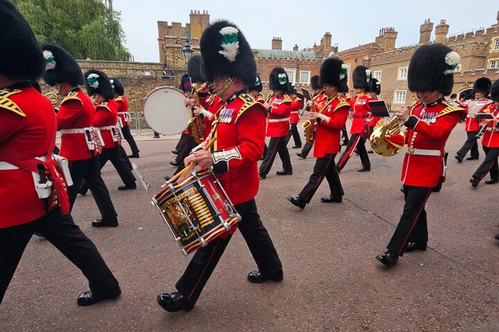 St James' Palace Guards